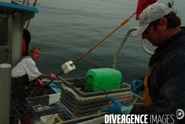 Le Lycee Maritime de Ciboure : formation de jeunes adolescents aux metiers de marins pecheurs