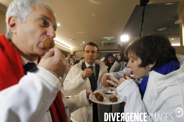 Emmanuel MACRON et Carole DELGA visitent le marche de Rungis