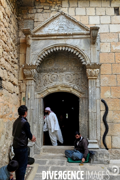 Lalish the holiest shrine in the Yazidi faith,  Lalish lieu saint de pèlerinage dans la foi Yazidi,