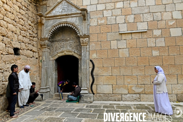 Lalish the holiest shrine in the Yazidi faith,  Lalish lieu saint de pèlerinage dans la foi Yazidi,