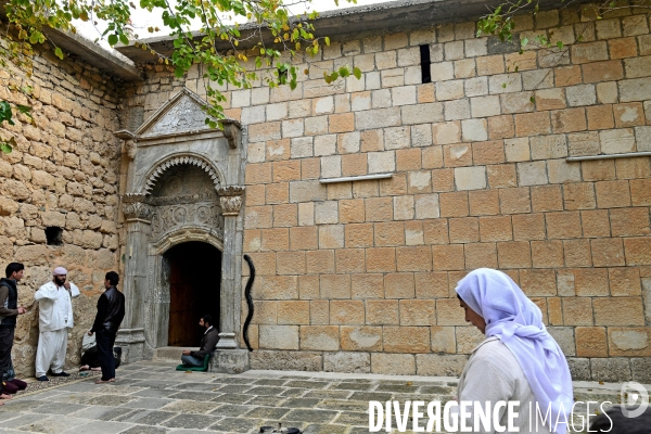 Lalish the holiest shrine in the Yazidi faith,  Lalish lieu saint de pèlerinage dans la foi Yazidi,