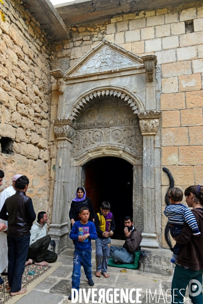 Lalish the holiest shrine in the Yazidi faith,  Lalish lieu saint de pèlerinage dans la foi Yazidi,