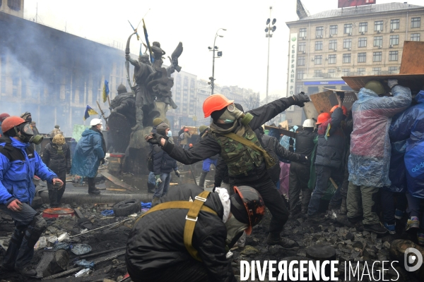 The Ukrainian Revolution 2014, The Fall of Kiev. La Révolution Ukrainienne 2014, La Chute de Kiev.