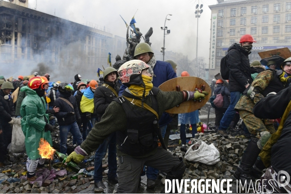 The Ukrainian Revolution 2014, The Fall of Kiev. La Révolution Ukrainienne 2014, La Chute de Kiev.