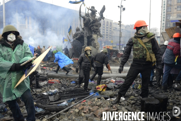 The Ukrainian Revolution 2014, The Fall of Kiev. La Révolution Ukrainienne 2014, La Chute de Kiev.