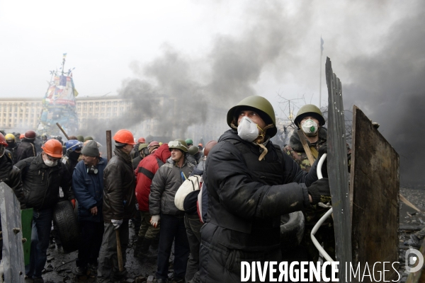 The Ukrainian Revolution 2014, The Fall of Kiev. La Révolution Ukrainienne 2014, La Chute de Kiev.