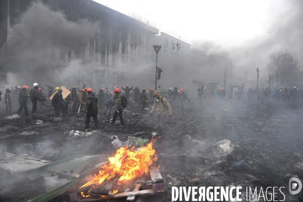 The Ukrainian Revolution 2014, The Fall of Kiev. La Révolution Ukrainienne 2014, La Chute de Kiev.