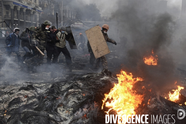 The Ukrainian Revolution 2014, The Fall of Kiev. La Révolution Ukrainienne 2014, La Chute de Kiev.