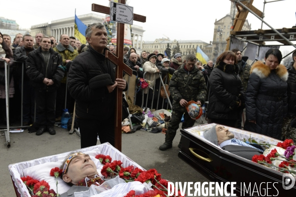 The Ukrainian Revolution 2014, The Fall of Kiev. La Révolution Ukrainienne 2014, La Chute de Kiev.