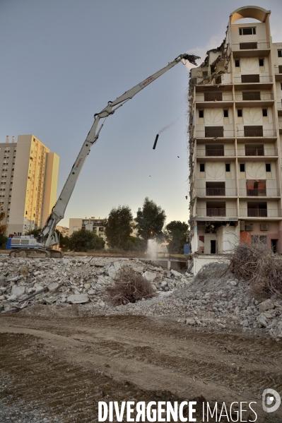 Demolition de la barre 30 dans le quartier des Moulins à Nice