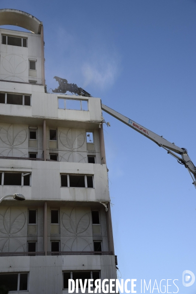 Demolition de la barre 30 dans le quartier des Moulins à Nice