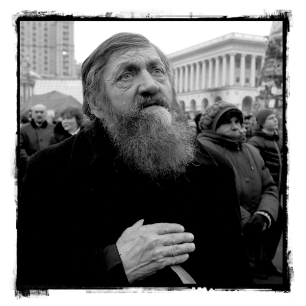 The Portraits of Anonymous Heroes of Ukraine Revolution 2014. Les Portraits de Anonyme Héros de Révolution Ukraine 2014.