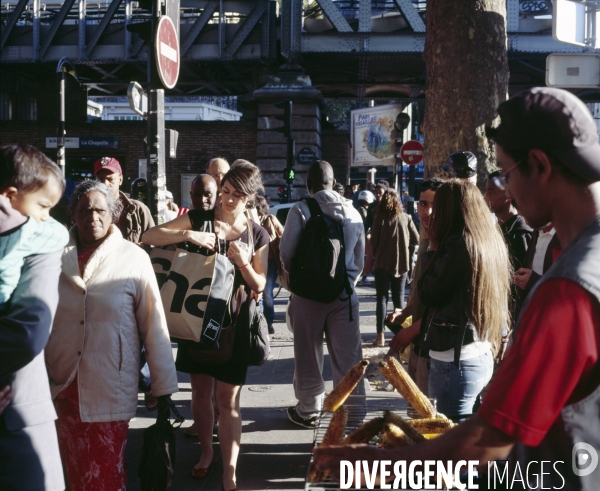 Foule, boulevard La Chapelle