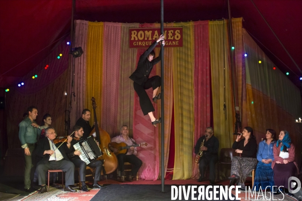 Les coulisses du cirque romanes.