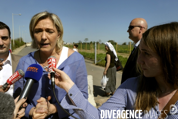 Marine LE PEN demande l expulsion d un camp de Rom