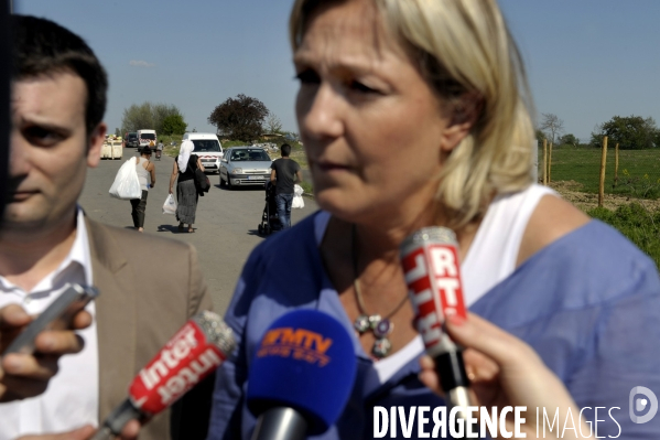 Marine LE PEN demande l expulsion d un camp de Rom