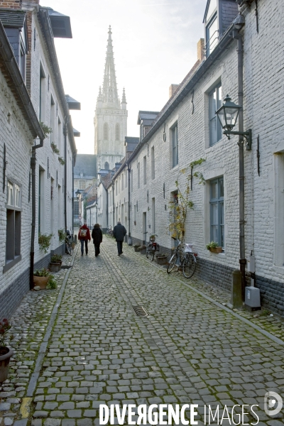 Louvain.Le petit beguinage qui acceuille maintenant des etudiants et enseignants de l universite