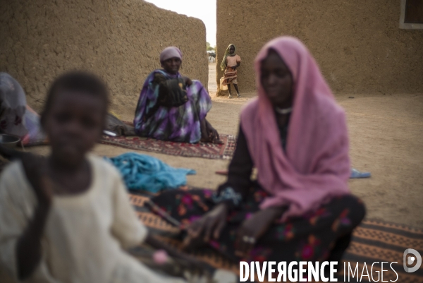 Reportage sur les camps de refugies soudanais a l est du tchad, a la frontiere avec le darfour.