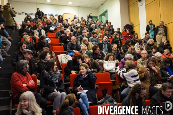 Conférence de presse au Lycée Guimard