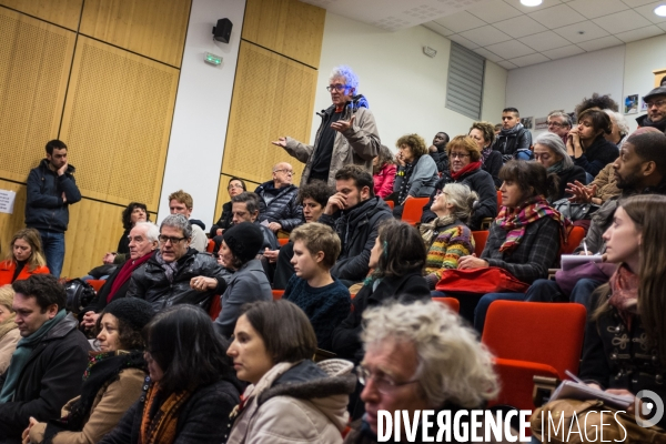 Conférence de presse au Lycée Guimard