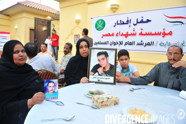 The Muslim Brotherhood in Egypt.  Les Frères musulmans en Egypte.