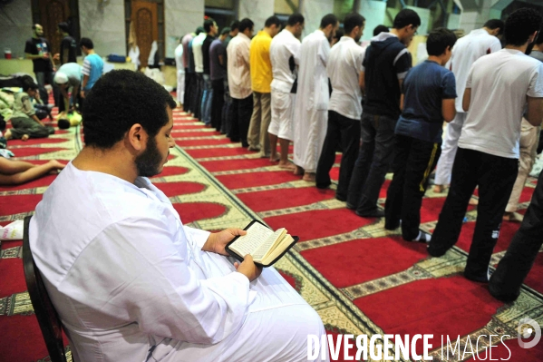 The Muslim Brotherhood in Egypt.  Les Frères musulmans en Egypte.