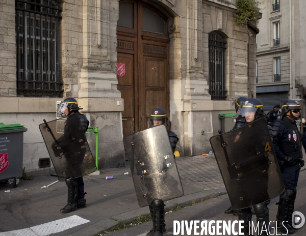 Paris-Nord, CRS devant l ancienne caserne de pompiers