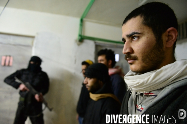The ISIS fighters Captured by YPG in Prison Syria. Combattants de Etat islamique (EI) Capturés par GPJ, Prison en Syrie.
