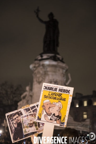 Je suis Charlie. Rassemblement place de la République le soir de l attentat contre Charlie Hebdo