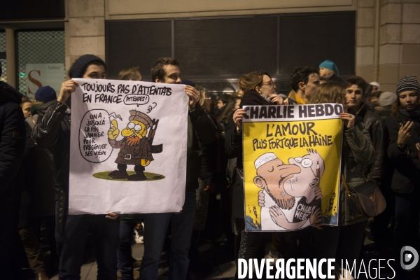 Je suis Charlie. Rassemblement place de la République le soir de l attentat contre Charlie Hebdo