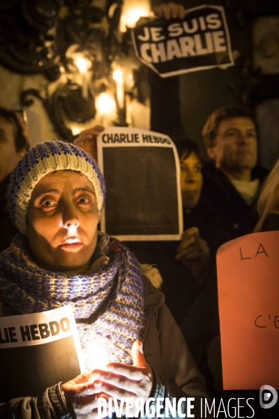 Manifestation de soutien à la liberté d expression après l attentat contre le journal Charlie Hebdo et la mort de 12 personnes dont quatre des principaux dessinateurs caricaturistes.