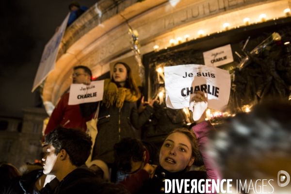 Manifestation de soutien à la liberté d expression après l attentat contre le journal Charlie Hebdo et la mort de 12 personnes dont quatre des principaux dessinateurs caricaturistes.