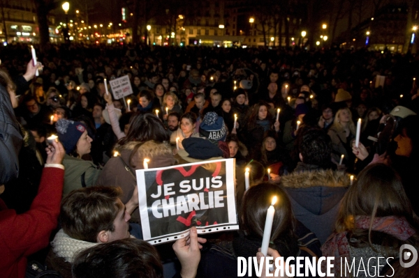 CHARLIE HEBDO : rmobilisation de la population française pour la démocration et la liberté d expression depuis lles attentats terroristes, janvier 2015. French mobilisation since the terrorist attacks in Paris