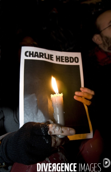 CHARLIE HEBDO : rmobilisation de la population française pour la démocration et la liberté d expression depuis lles attentats terroristes, janvier 2015. French mobilisation since the terrorist attacks in Paris