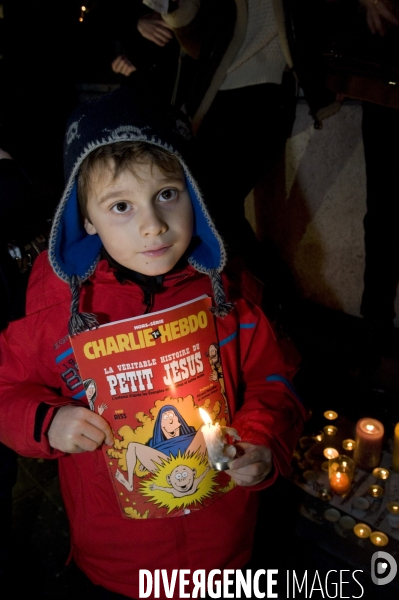 CHARLIE HEBDO : rmobilisation de la population française pour la démocration et la liberté d expression depuis lles attentats terroristes, janvier 2015. French mobilisation since the terrorist attacks in Paris