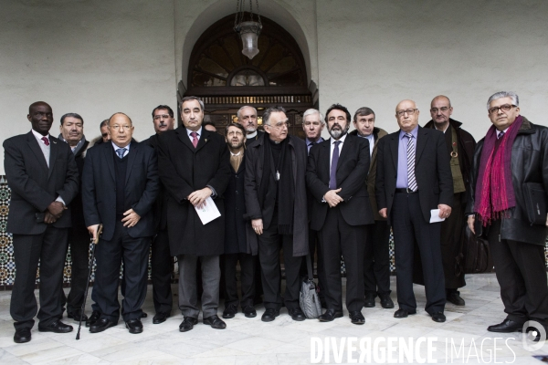 Mosquee de Paris, minute de silence.