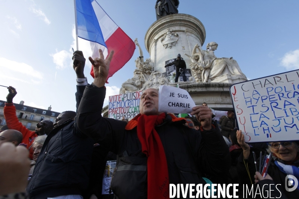 Marche Republicaine en réponse à l attentat contre Charlie Hebdo et à la tuerie dans le supermarché Casher de la porte de Vincennes
