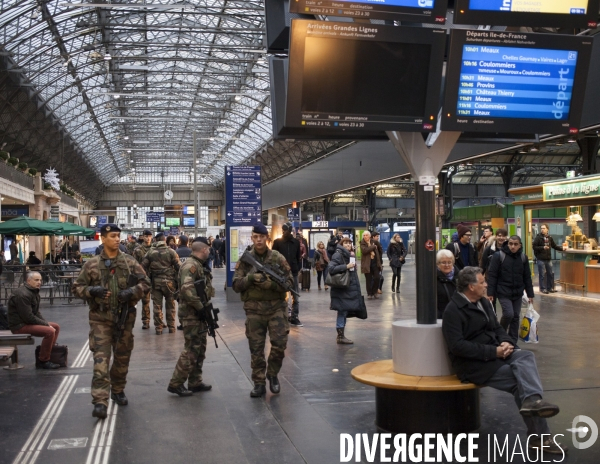 Plan Vigipirate au plus haut niveau. Gare de l est