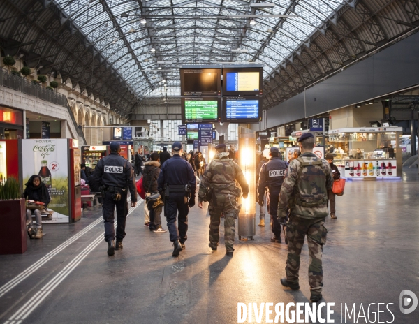 Plan Vigipirate au plus haut niveau. Gare de l est