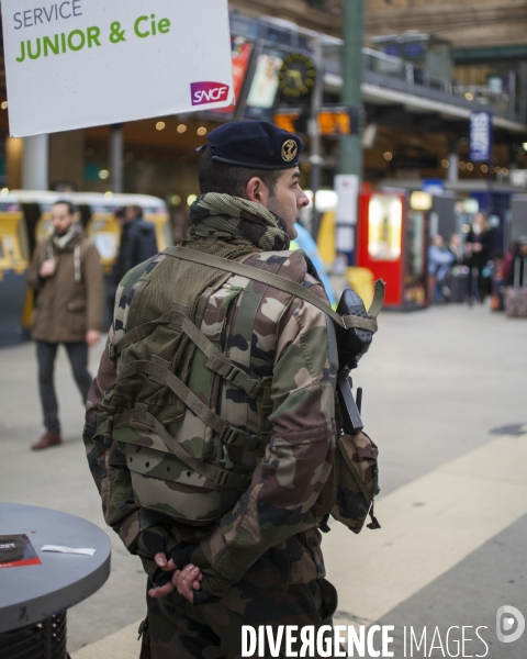 Plan Vigipirate au plus haut niveau. Gare du Nord