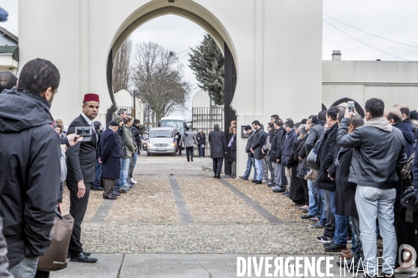 Obseques de Ahmed Merabet au cimetiere musulman de Bobigny