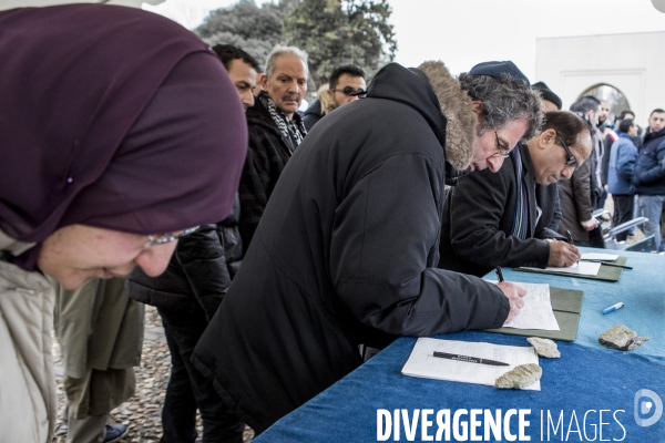 Obseques de Ahmed Merabet au cimetiere musulman de Bobigny