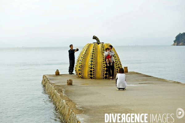 En route pour Naoshima.L ile de Naoshima dans la mer interieure de Seto s est dediee a l art contemporain