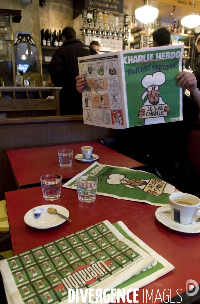 CHARLIE HEBDO : rmobilisation de la population française pour la démocration et la liberté d expression depuis lles attentats terroristes, janvier 2015. French mobilisation since the terrorist attacks in Paris
