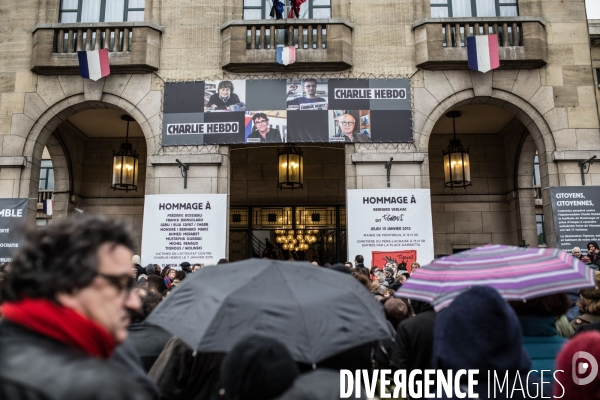 Cérémonie en mémoire de Bernard Verlhac dit Tignous