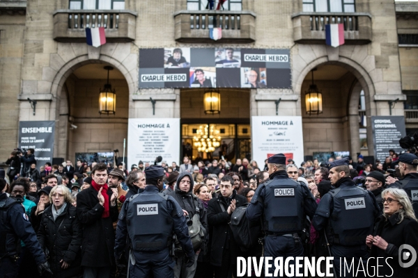 Cérémonie en mémoire de Bernard Verlhac dit Tignous