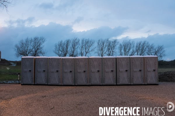 Ouverture du centre d accueil de jour aux migrants de Calais