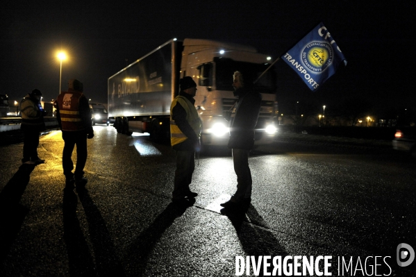 Grève et blocage de routiers en Picardie