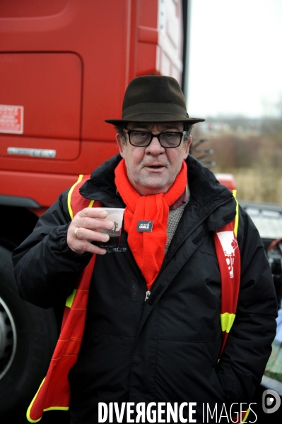 Grève et blocage de routiers en Picardie