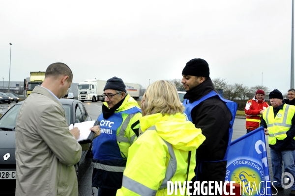 Grève et blocage de routiers en Picardie